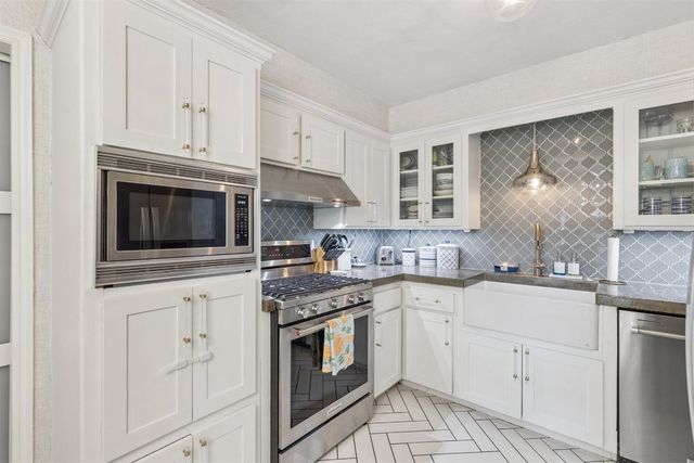 623 E 27th Street, Edmond, OK 73013