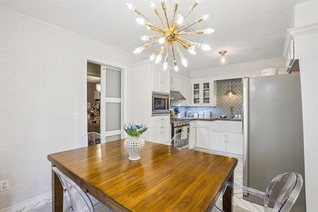 623 E 27th Street, Edmond, OK 73013