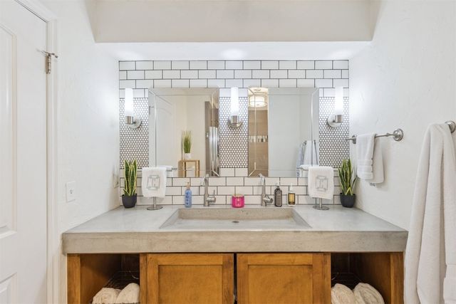 623 E 27th Street, Edmond, OK 73013