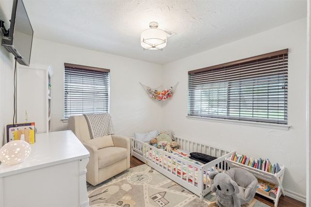 623 E 27th Street, Edmond, OK 73013