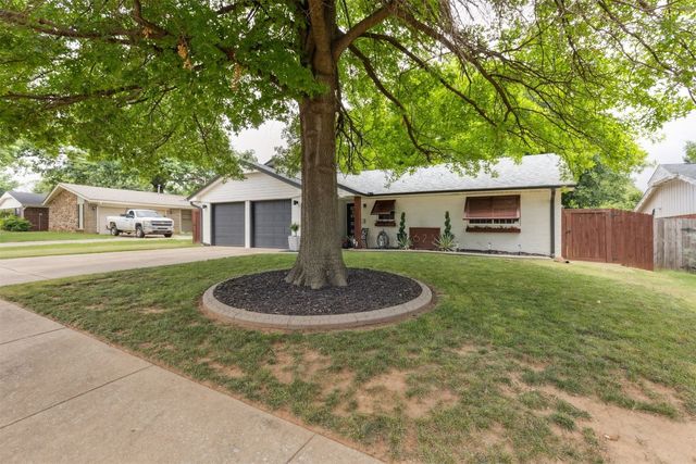 623 E 27th Street, Edmond, OK 73013