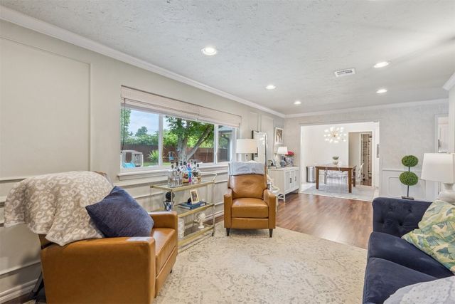 623 E 27th Street, Edmond, OK 73013