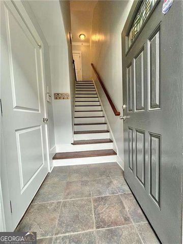 221 Semel Circle NW 261, Atlanta, GA 30309