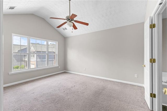6604 Splashwater Drive, Flowery Branch, GA 30542