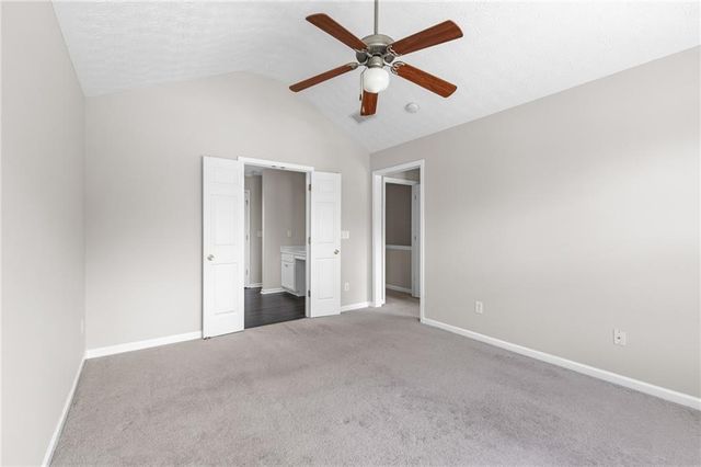 6604 Splashwater Drive, Flowery Branch, GA 30542