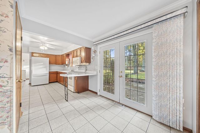 310 Summit Ridge Road N, Reynoldsburg, OH 43068