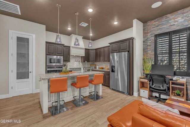 7377 WOODEN NICKEL Drive, El Paso, TX 79911