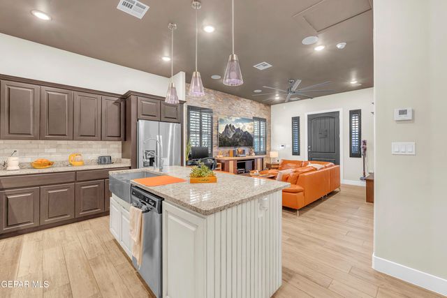 7377 WOODEN NICKEL Drive, El Paso, TX 79911