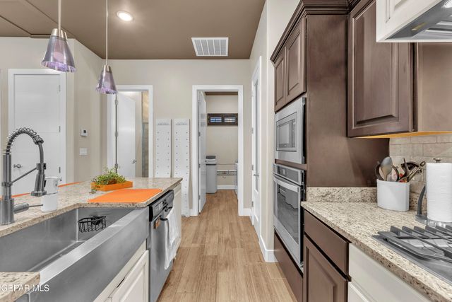 7377 WOODEN NICKEL Drive, El Paso, TX 79911