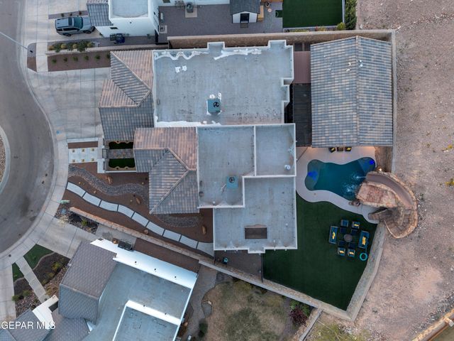 7377 WOODEN NICKEL Drive, El Paso, TX 79911