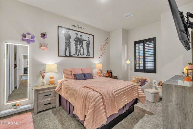 7377 WOODEN NICKEL Drive, El Paso, TX 79911