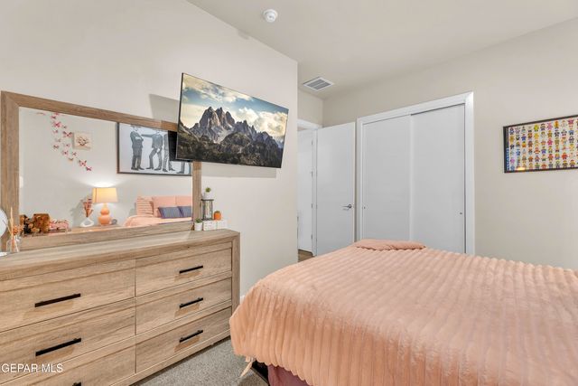 7377 WOODEN NICKEL Drive, El Paso, TX 79911