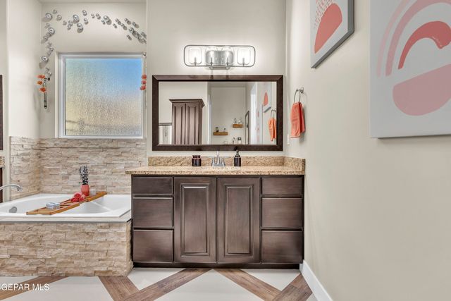 7377 WOODEN NICKEL Drive, El Paso, TX 79911