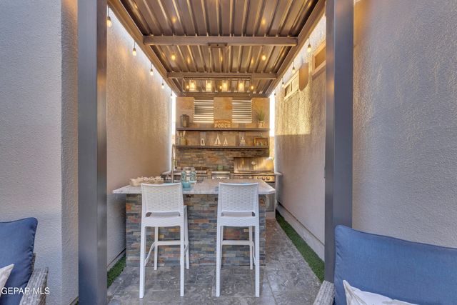 7377 WOODEN NICKEL Drive, El Paso, TX 79911