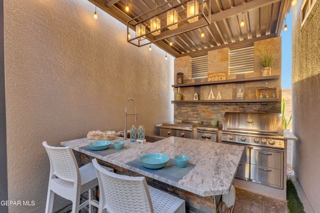 7377 WOODEN NICKEL Drive, El Paso, TX 79911