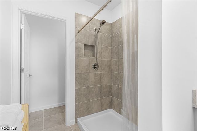 1485 Weeping Willow CT, Cape Coral, FL 33909