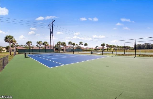 1485 Weeping Willow CT, Cape Coral, FL 33909