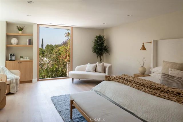3977 Oeste Avenue, Studio City, CA 91604