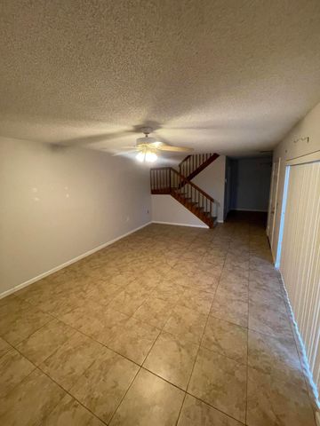 5602 SE Windsong Lane, Stuart, FL 34997