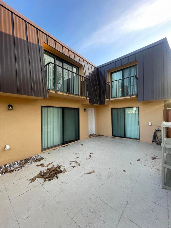 5602 SE Windsong Lane, Stuart, FL 34997