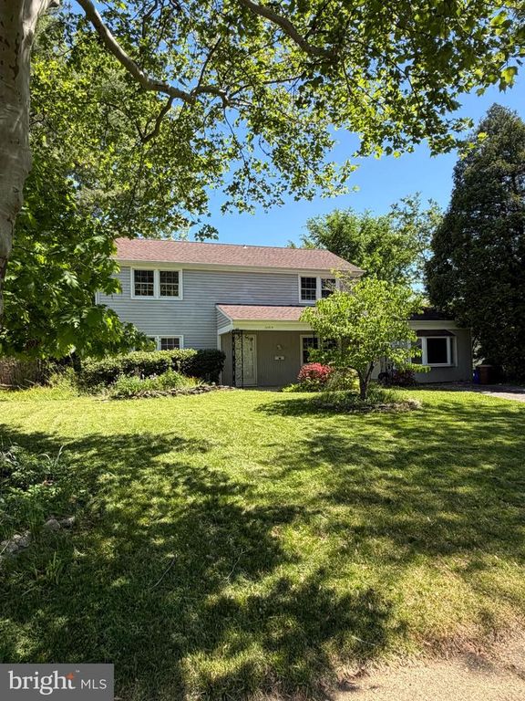 12414 STARLIGHT LN, Bowie, MD 20715