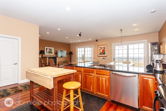 4953 Oakton Street 704, Skokie, IL 60077