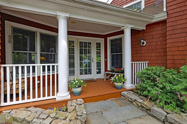 252 Florida Hill Road, Ridgefield, CT 06877