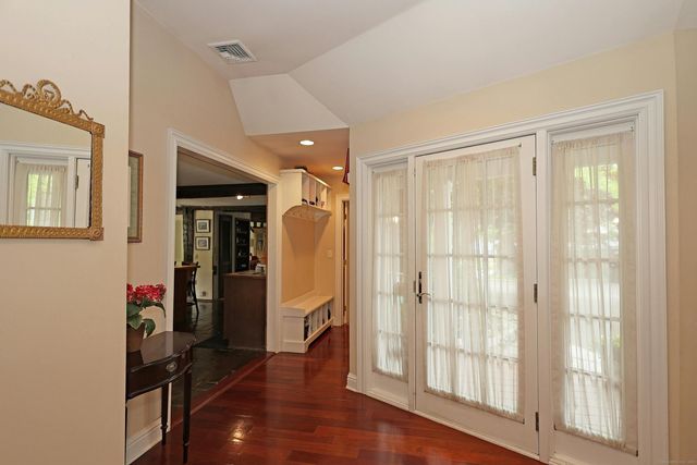 252 Florida Hill Road, Ridgefield, CT 06877