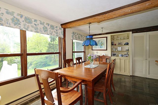 252 Florida Hill Road, Ridgefield, CT 06877