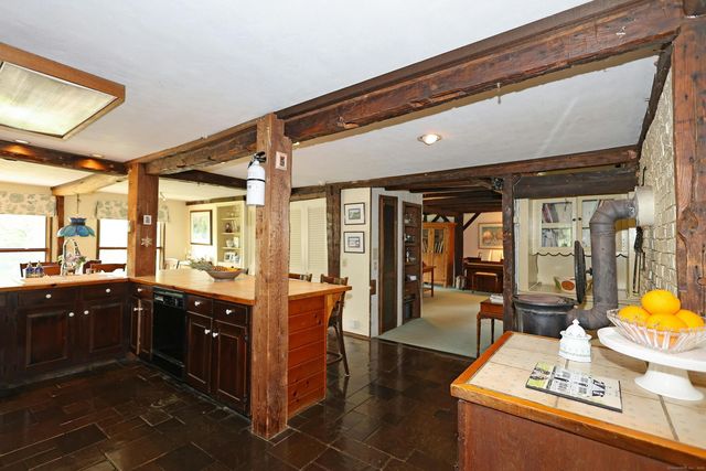 252 Florida Hill Road, Ridgefield, CT 06877