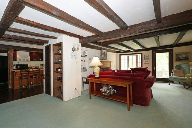 252 Florida Hill Road, Ridgefield, CT 06877