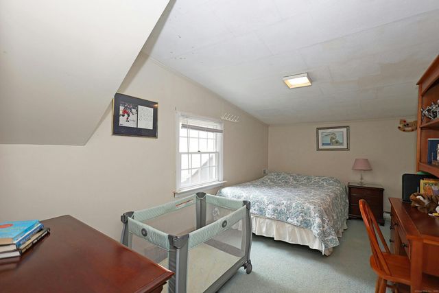 252 Florida Hill Road, Ridgefield, CT 06877