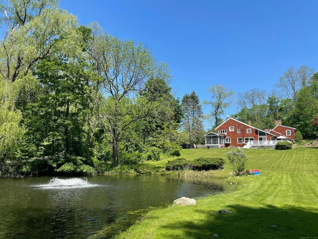 252 Florida Hill Road, Ridgefield, CT 06877