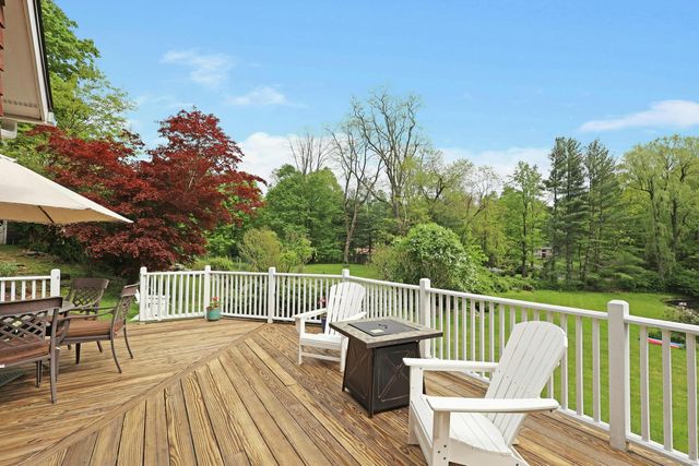 252 Florida Hill Road, Ridgefield, CT 06877