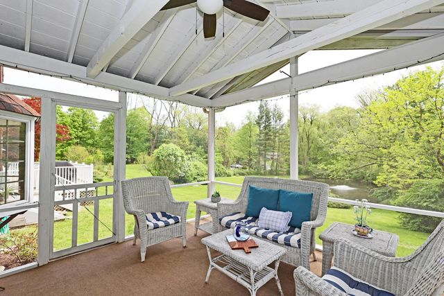 252 Florida Hill Road, Ridgefield, CT 06877