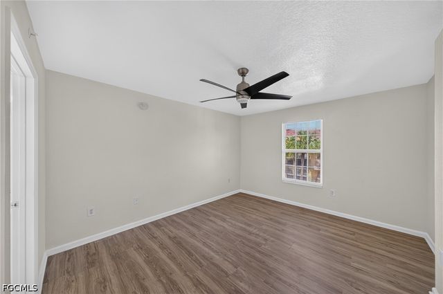 4122 Residence DR 121, Fort Myers, FL 33901