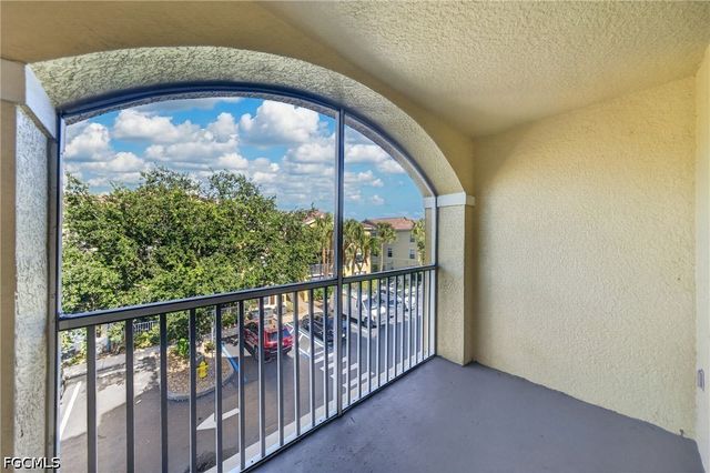 4122 Residence DR 121, Fort Myers, FL 33901