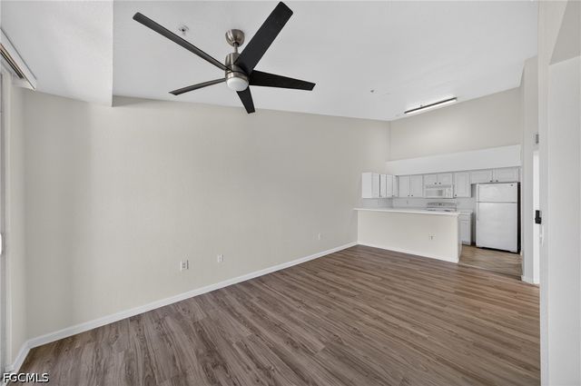 4122 Residence DR 121, Fort Myers, FL 33901