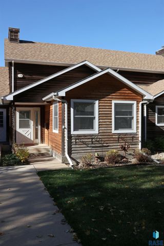 2423 S Center Ave Avenue, Sioux Falls, SD 57105