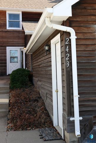 2423 S Center Ave Avenue, Sioux Falls, SD 57105
