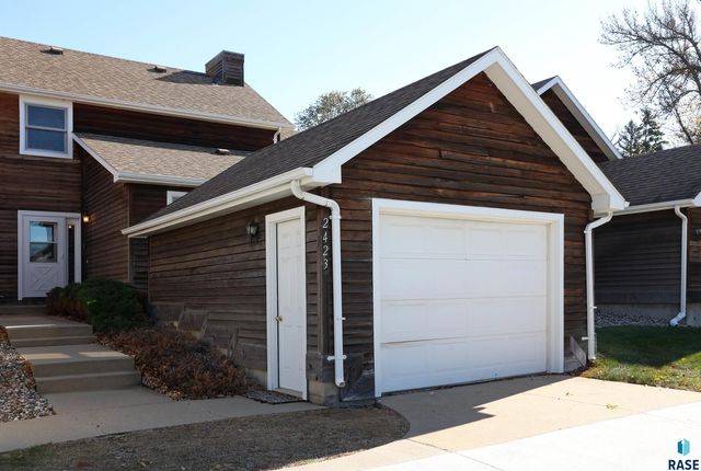 2423 S Center Ave Avenue, Sioux Falls, SD 57105