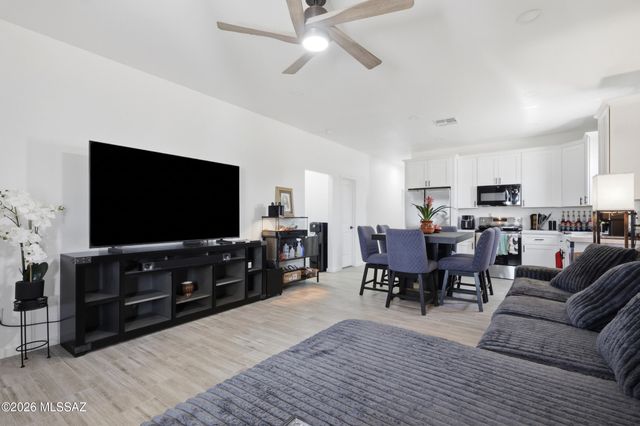 14055 S Berwick Road, Arizona City, AZ 85123