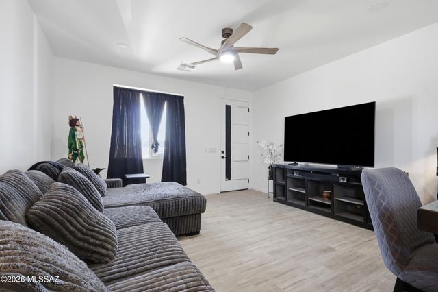 14055 S Berwick Road, Arizona City, AZ 85123