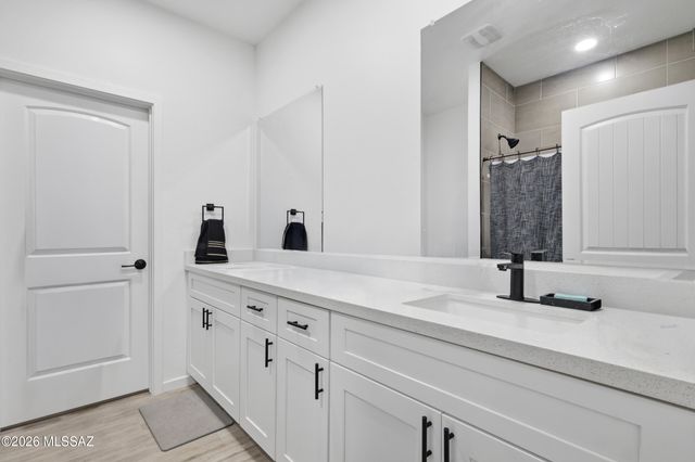 14055 S Berwick Road, Arizona City, AZ 85123