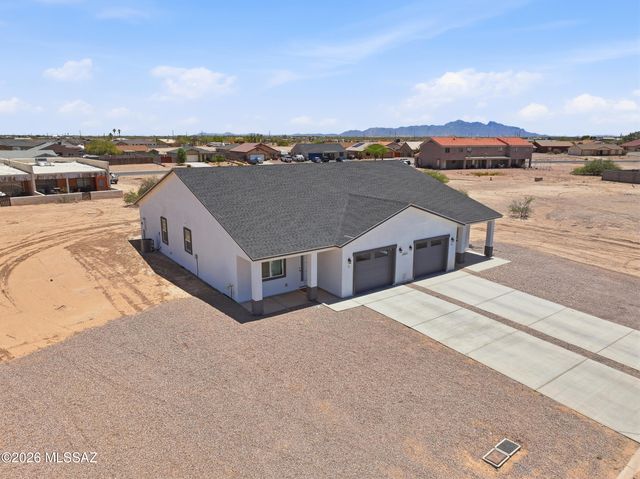14055 S Berwick Road, Arizona City, AZ 85123