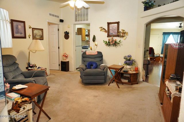 852 W Jennella Drive, Benson, AZ 85602