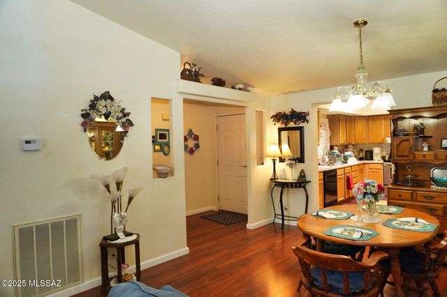 852 W Jennella Drive, Benson, AZ 85602