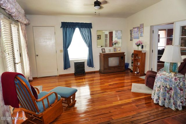 852 W Jennella Drive, Benson, AZ 85602