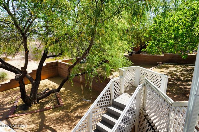 852 W Jennella Drive, Benson, AZ 85602