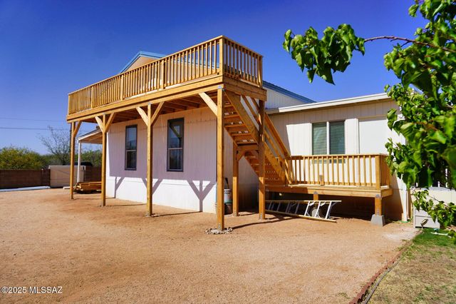 852 W Jennella Drive, Benson, AZ 85602